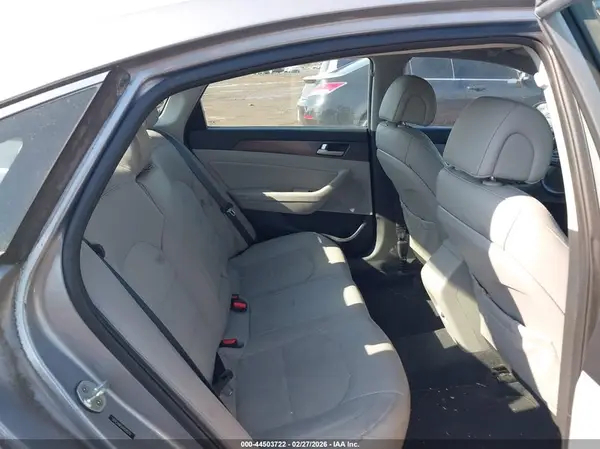 5NPE34AF0HH505218 2017 HYUNDAI SONATA - Image 8