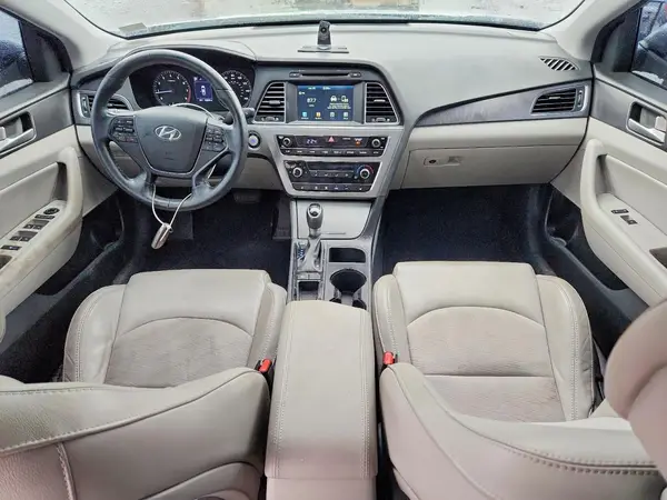 5NPE34AF0HH507938 2017 HYUNDAI SONATA - Image 8