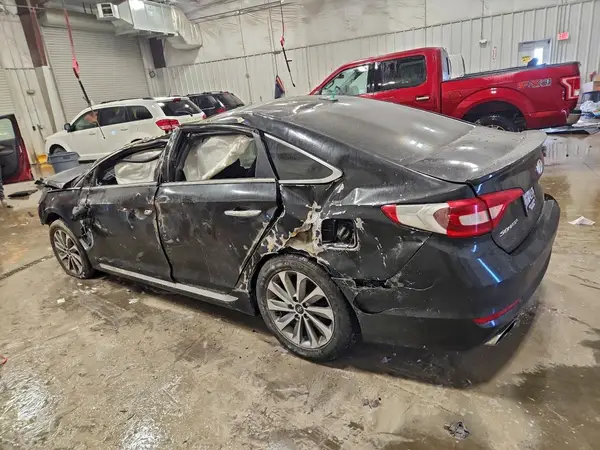 5NPE34AF0HH520009 2017 HYUNDAI SONATA - Image 2