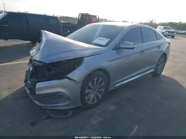 5NPE34AF0HH521550 2017 HYUNDAI SONATA - Image 2