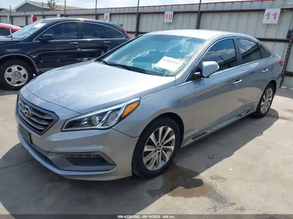 5NPE34AF0HH542463 2017 HYUNDAI SONATA - Image 2