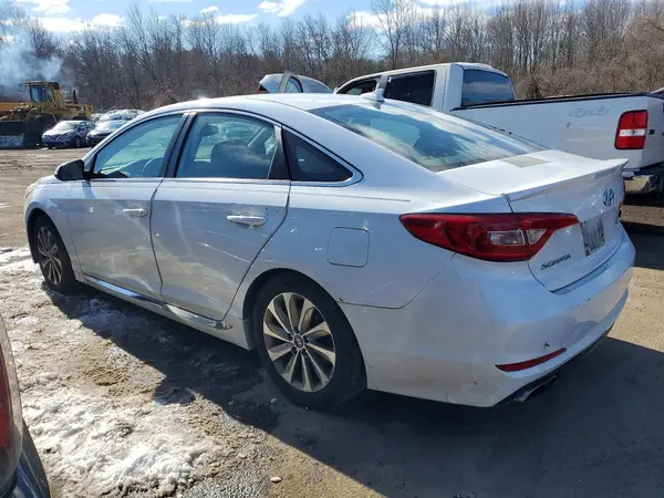 5NPE34AF0HH551812 2017 HYUNDAI SONATA - Image 2