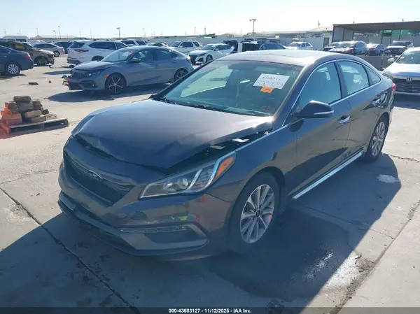 5NPE34AF0HH555729 2017 HYUNDAI SONATA - Image 2