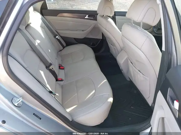 5NPE34AF0HH568495 2017 HYUNDAI SONATA - Image 8