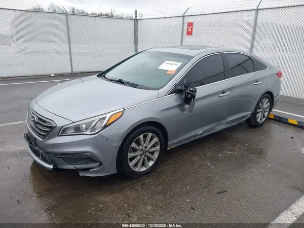 5NPE34AF0HH571946 2017 HYUNDAI SONATA - Image 2