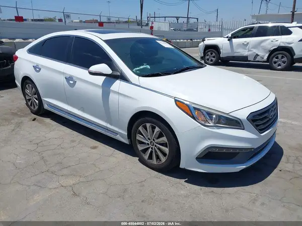 5NPE34AF0HH575527 2017 HYUNDAI SONATA - Image 1