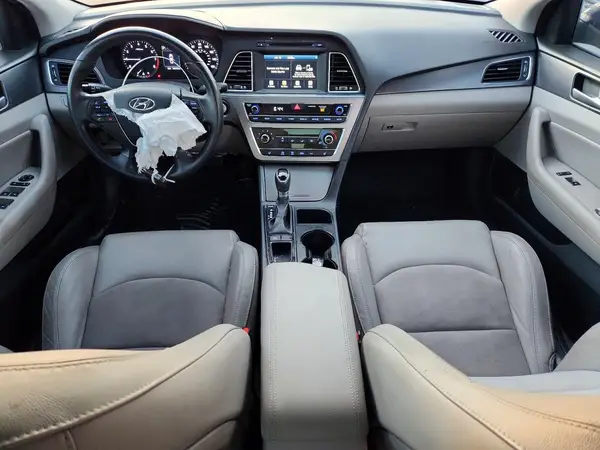 5NPE34AF0HH576547 2017 HYUNDAI SONATA - Image 8