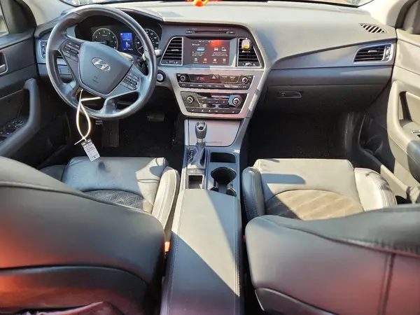 5NPE34AF0HH585930 2017 HYUNDAI SONATA - Image 8