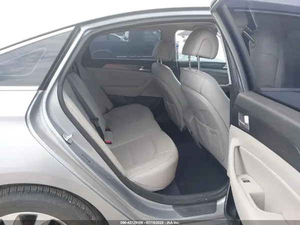 5NPE34AF0HH586947 2017 HYUNDAI SONATA - Image 8