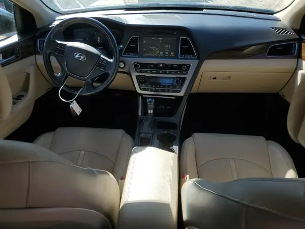 5NPE34AF0HH592425 2017 HYUNDAI SONATA - Image 8