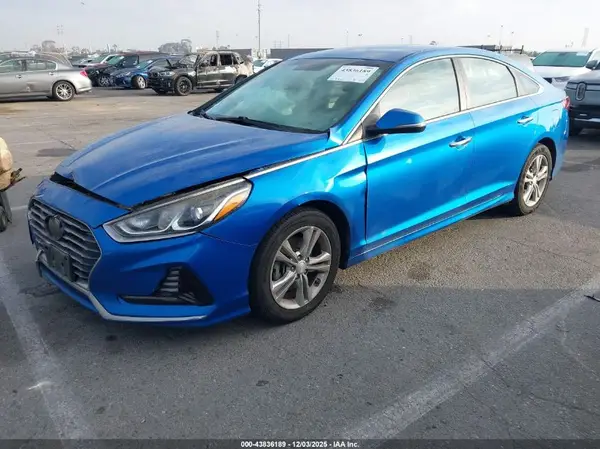 5NPE34AF0JH597498 2018 HYUNDAI SONATA - Image 2