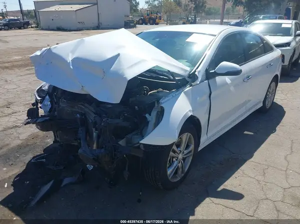 5NPE34AF0JH597923 2018 HYUNDAI SONATA - Image 2