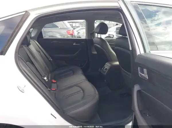 5NPE34AF0JH604868 2018 HYUNDAI SONATA - Image 8