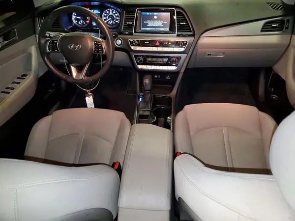 5NPE34AF0JH623047 2018 HYUNDAI SONATA - Image 8