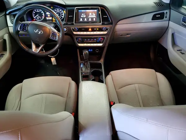 5NPE34AF0JH633660 2018 HYUNDAI SONATA - Image 8