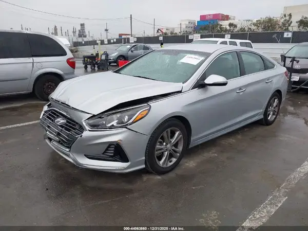 5NPE34AF0JH633870 2018 HYUNDAI SONATA - Image 2