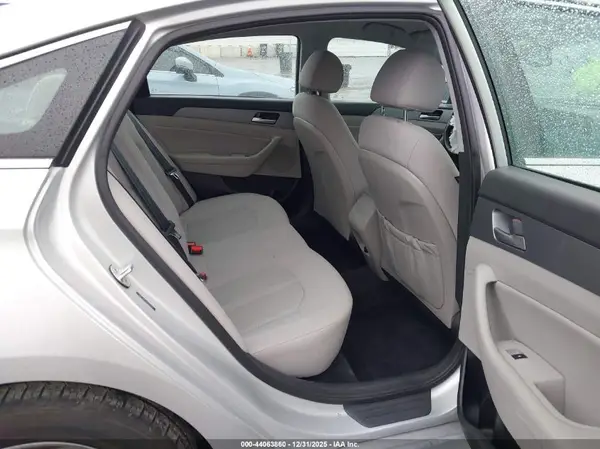 5NPE34AF0JH633870 2018 HYUNDAI SONATA - Image 8