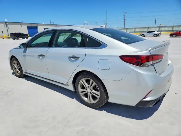 5NPE34AF0JH636218 2018 HYUNDAI SONATA - Image 2