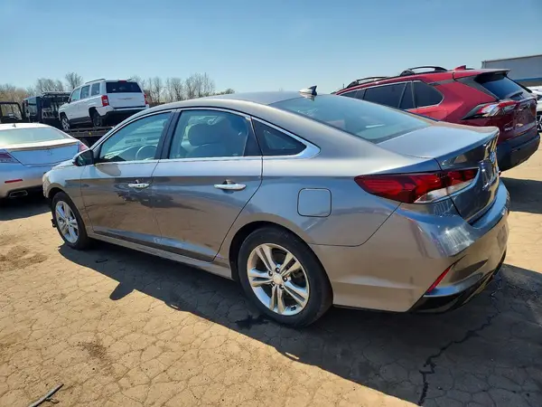 5NPE34AF0JH637465 2018 HYUNDAI SONATA - Image 2