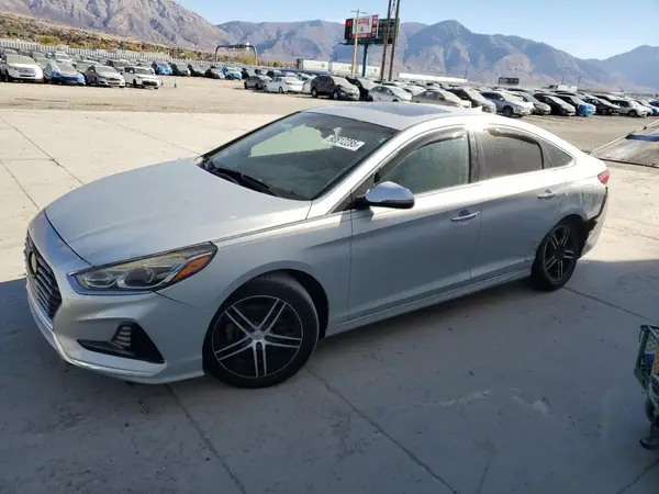 5NPE34AF0JH643878 2018 HYUNDAI SONATA - Image 1