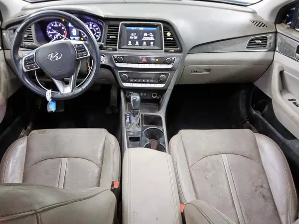 5NPE34AF0JH646585 2018 HYUNDAI SONATA - Image 8