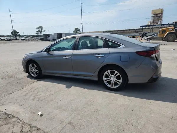 5NPE34AF0JH656081 2018 HYUNDAI SONATA - Image 2