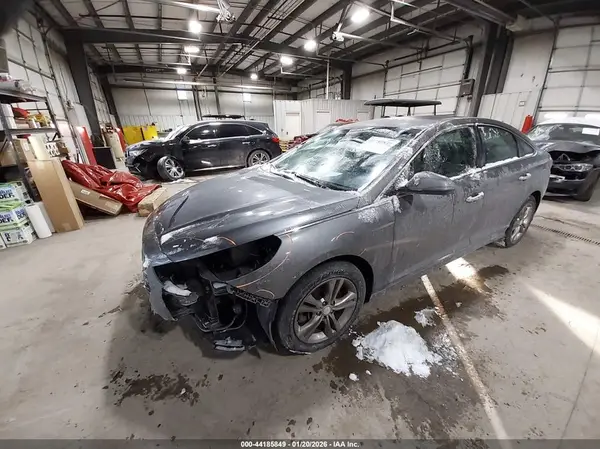 5NPE34AF0JH662978 2018 HYUNDAI SONATA - Image 2