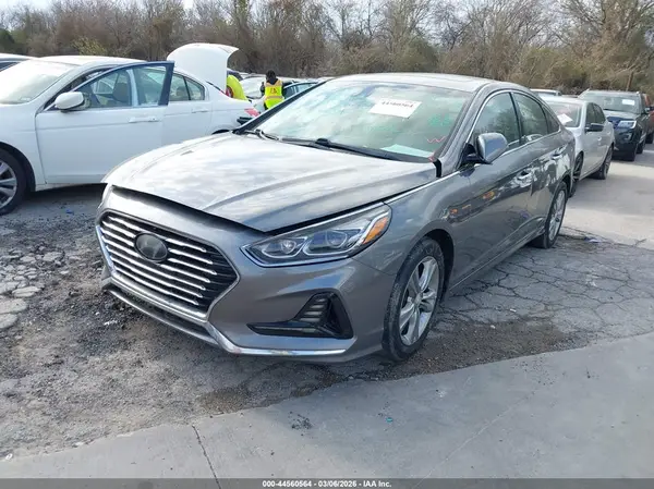 5NPE34AF0JH668053 2018 HYUNDAI SONATA - Image 2