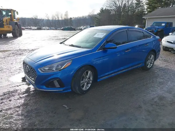 5NPE34AF0JH670062 2018 HYUNDAI SONATA - Image 2