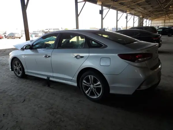 5NPE34AF0JH675777 2018 HYUNDAI SONATA - Image 2
