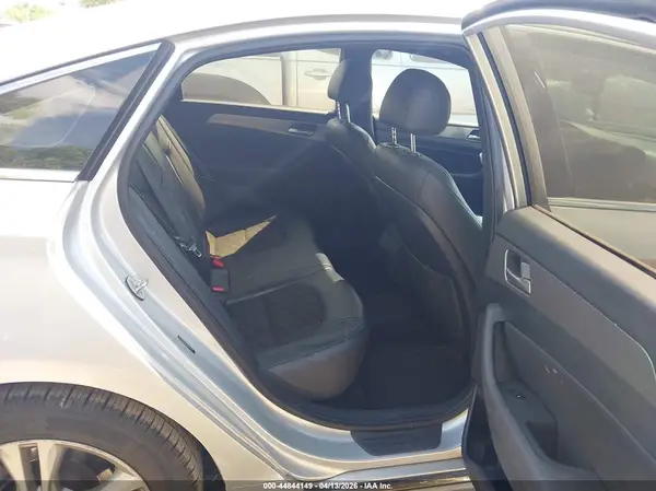 5NPE34AF0JH686763 2018 HYUNDAI SONATA - Image 8