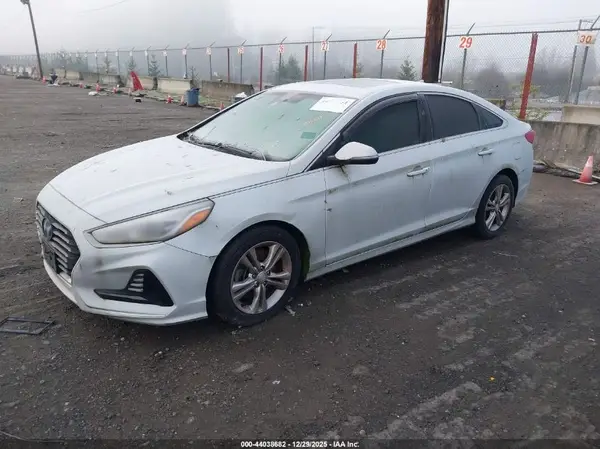 5NPE34AF0JH690067 2018 HYUNDAI SONATA - Image 2