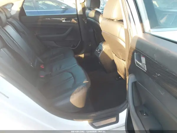 5NPE34AF0JH692692 2018 HYUNDAI SONATA - Image 8