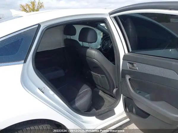 5NPE34AF0JH697665 2018 HYUNDAI SONATA - Image 8