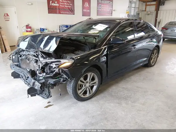 5NPE34AF0JH702721 2018 HYUNDAI SONATA - Image 2