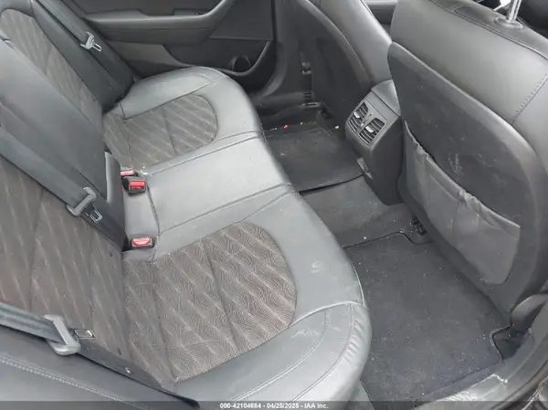 5NPE34AF0JH710477 2018 HYUNDAI SONATA - Image 8