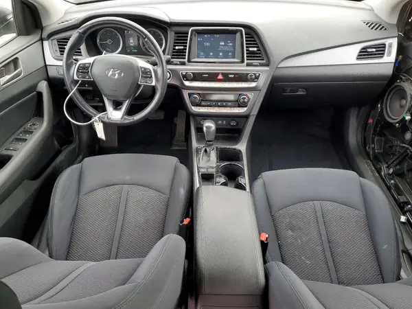 5NPE34AF0JH717090 2018 HYUNDAI SONATA - Image 8