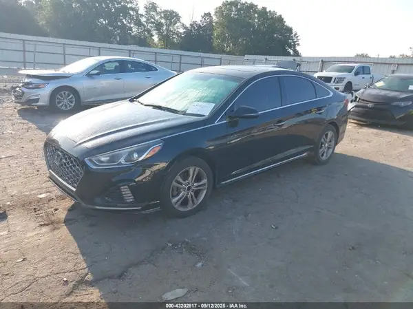 5NPE34AF0JH718014 2018 HYUNDAI SONATA - Image 2
