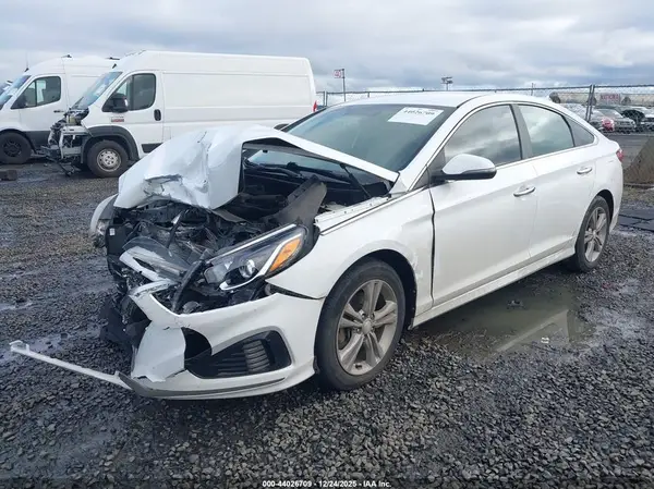 5NPE34AF0JH720023 2018 HYUNDAI SONATA - Image 2