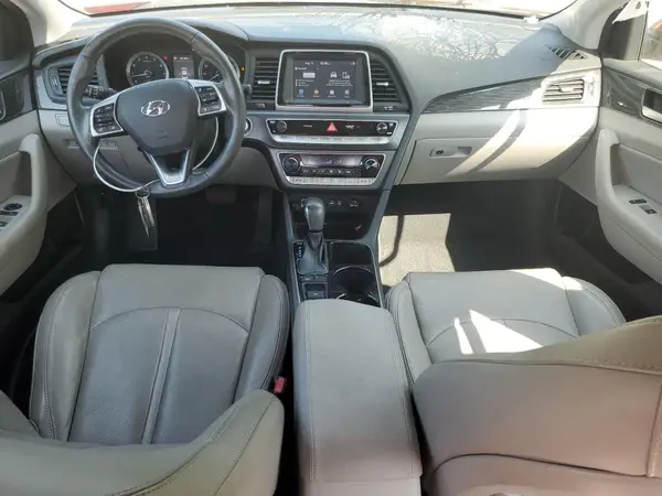 5NPE34AF0JH723813 2018 HYUNDAI SONATA - Image 8