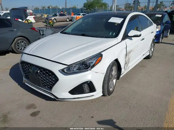 5NPE34AF0KH733775 2019 HYUNDAI SONATA - Image 2