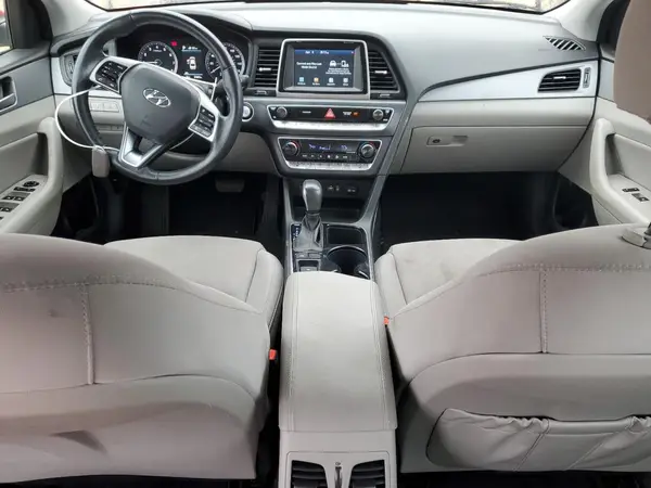 5NPE34AF0KH756442 2019 HYUNDAI SONATA - Image 8