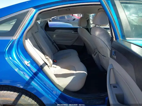 5NPE34AF0KH768512 2019 HYUNDAI SONATA - Image 8