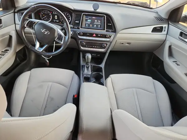 5NPE34AF0KH778795 2019 HYUNDAI SONATA - Image 8