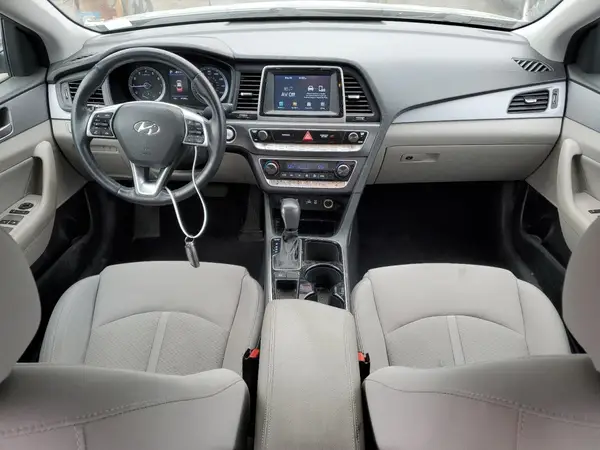 5NPE34AF0KH784337 2019 HYUNDAI SONATA - Image 8