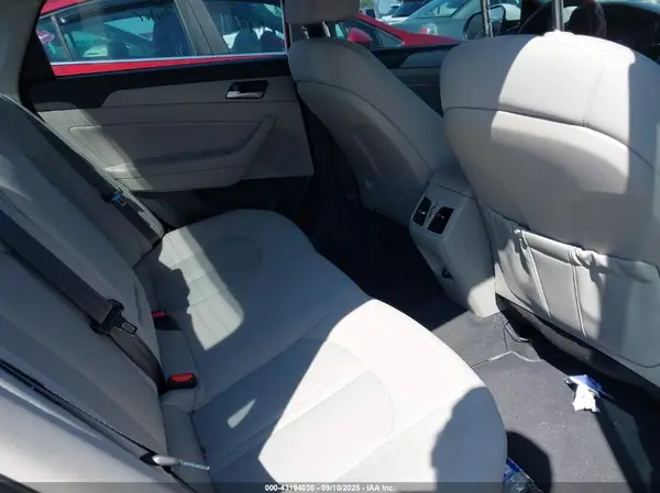 5NPE34AF0KH788677 2019 HYUNDAI SONATA - Image 8