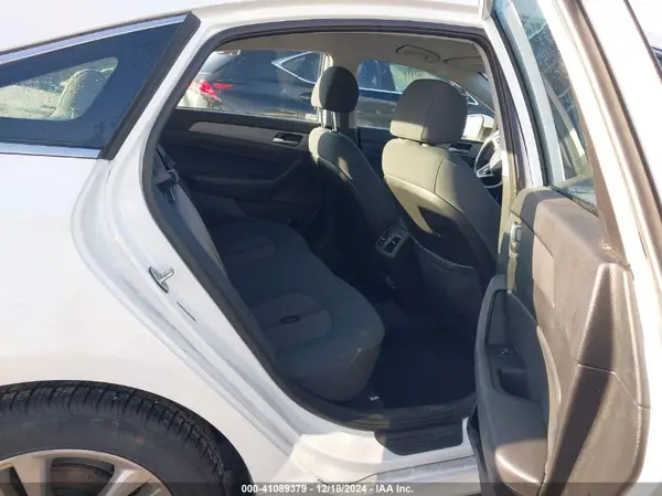 5NPE34AF0KH798898 2019 HYUNDAI SONATA - Image 8