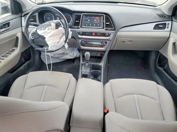 5NPE34AF0KH810774 2019 HYUNDAI SONATA - Image 8