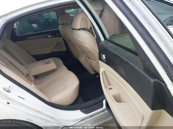 5NPE34AF1GH274196 2016 HYUNDAI SONATA - Image 8
