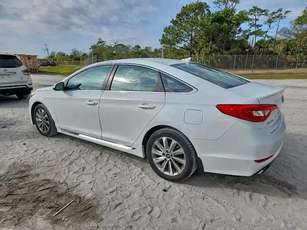 5NPE34AF1GH283142 2016 HYUNDAI SONATA - Image 2